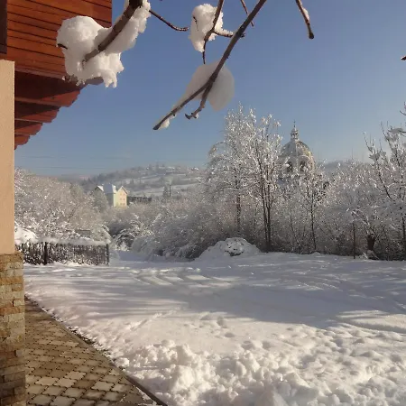 котедж-шале елітний Chalet Slawske